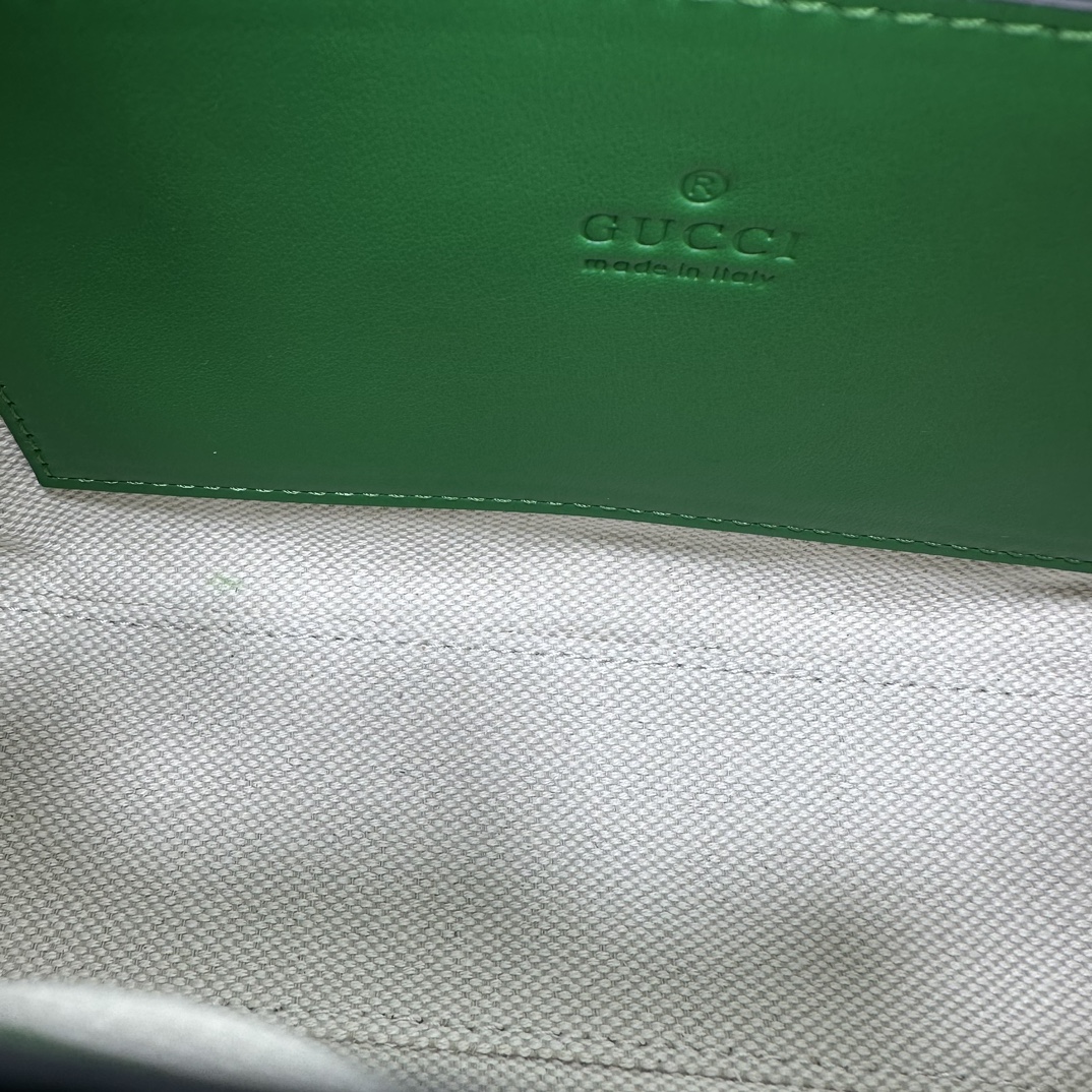 Gucci Hobo Bags